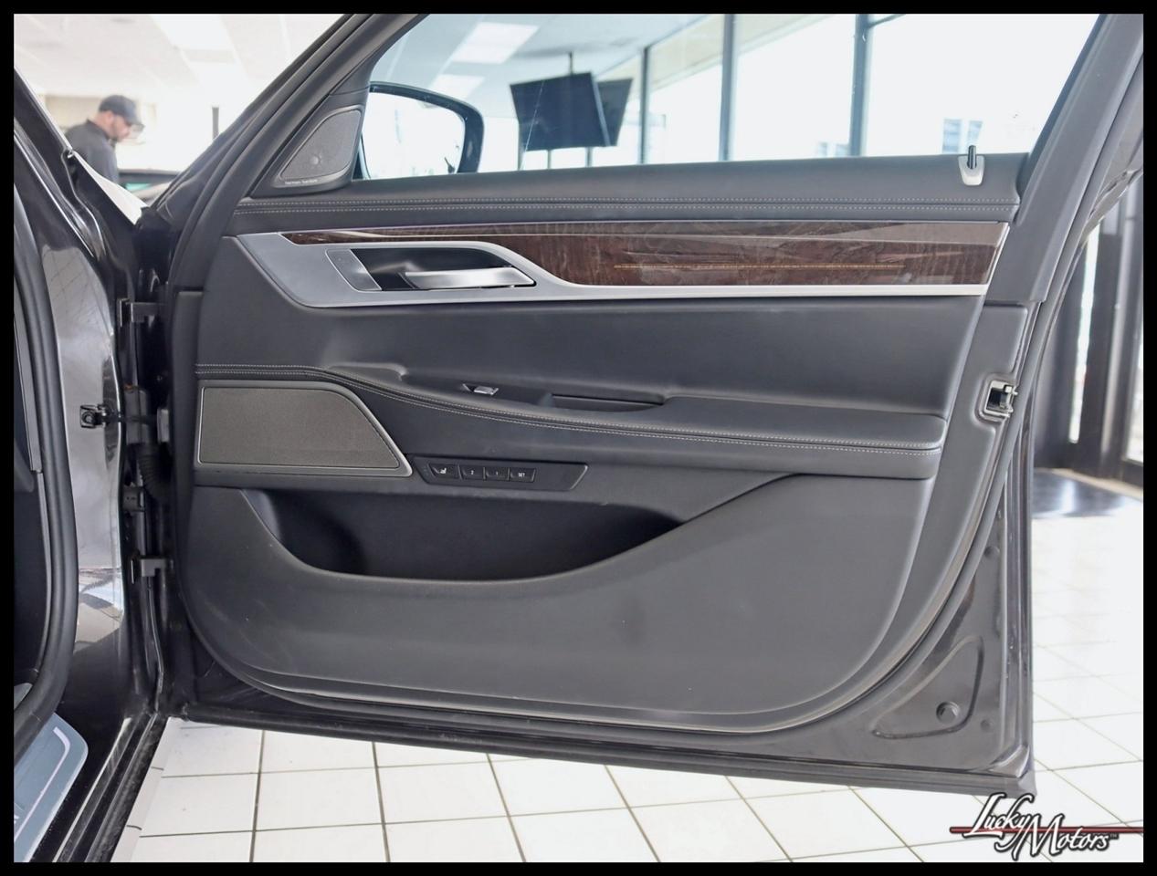 BMW 7-Series 750i xDrive 2019