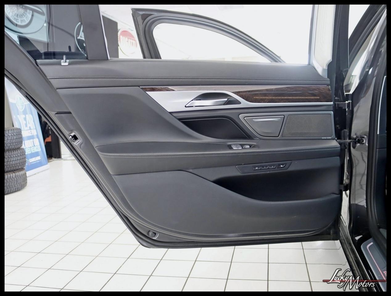 BMW 7-Series 750i xDrive 2019