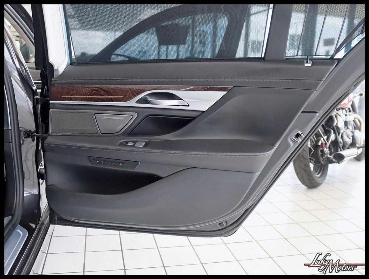 BMW 7-Series 750i xDrive 2019
