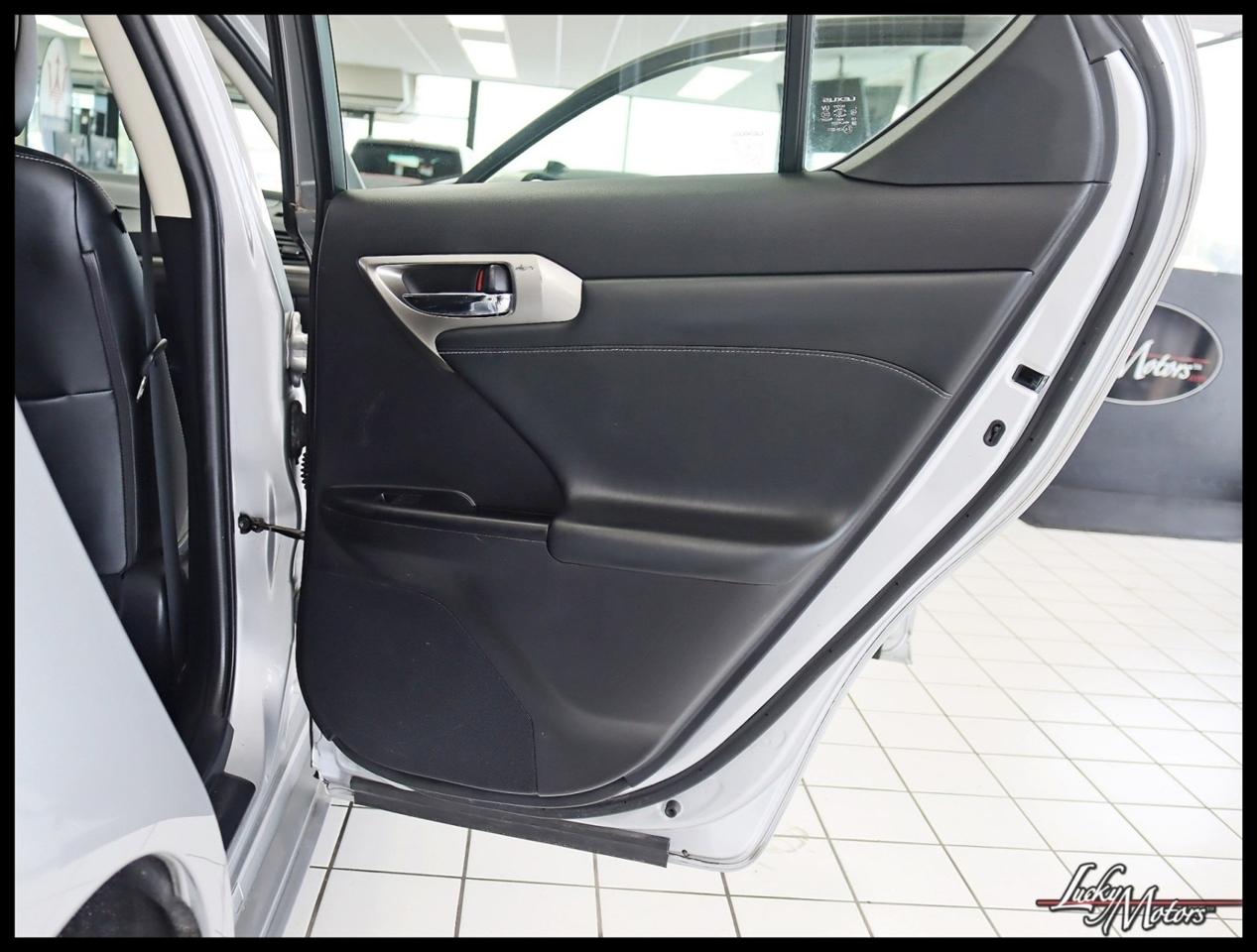 Lexus CT 200h Base 2015
