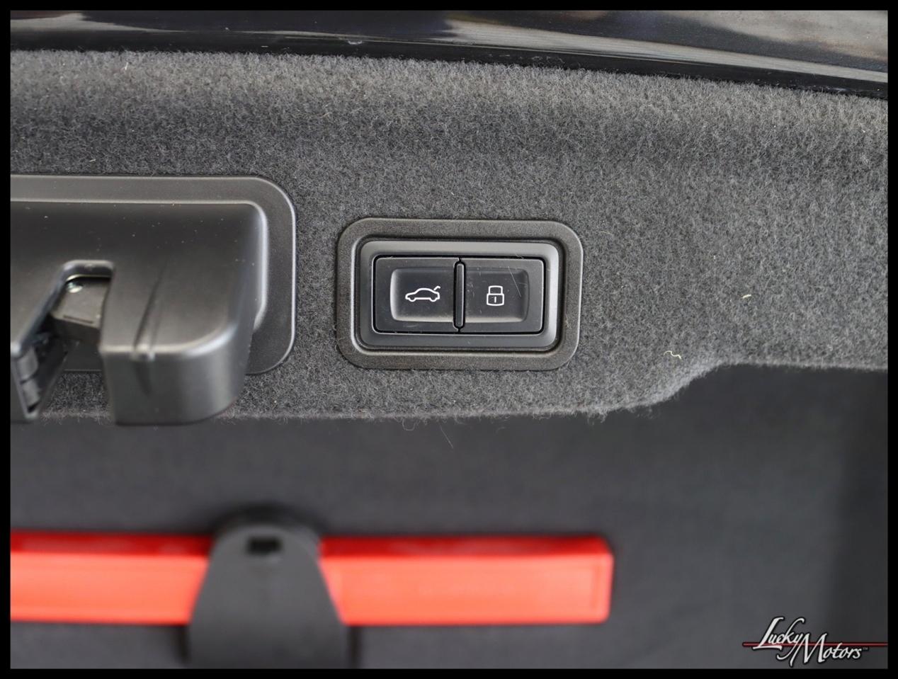 Audi A8 3.0T quattro 2015