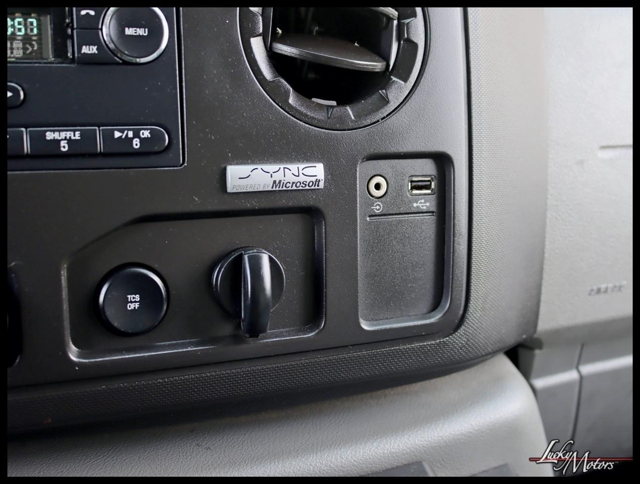 Ford Econoline E-150 2014