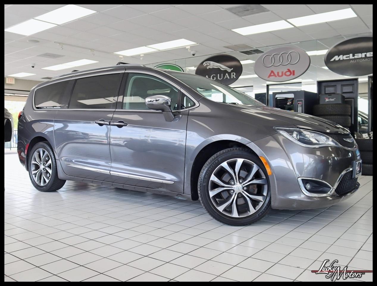 Chrysler Pacifica Limited 2017