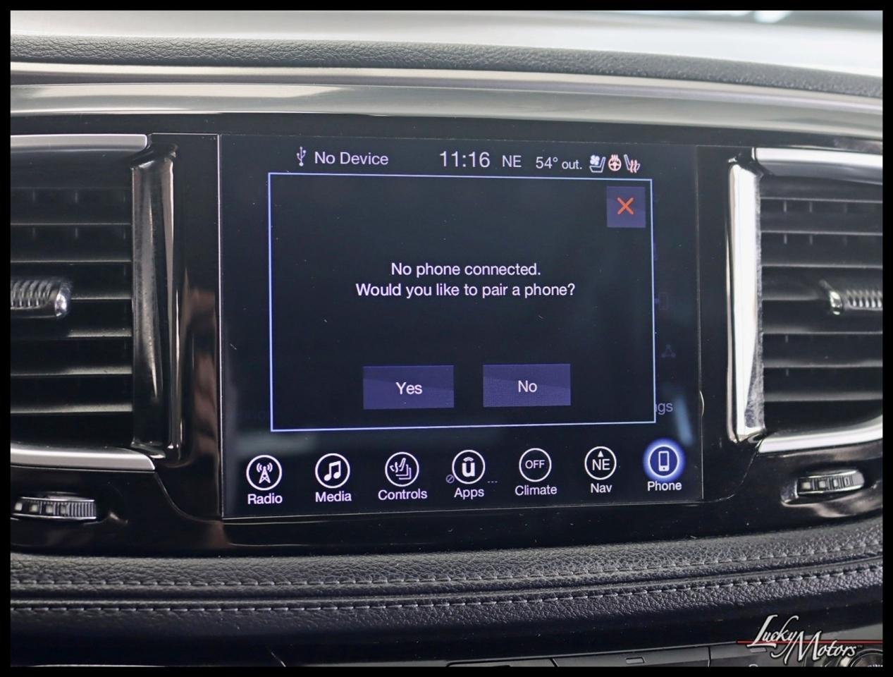 Chrysler Pacifica Limited 2017