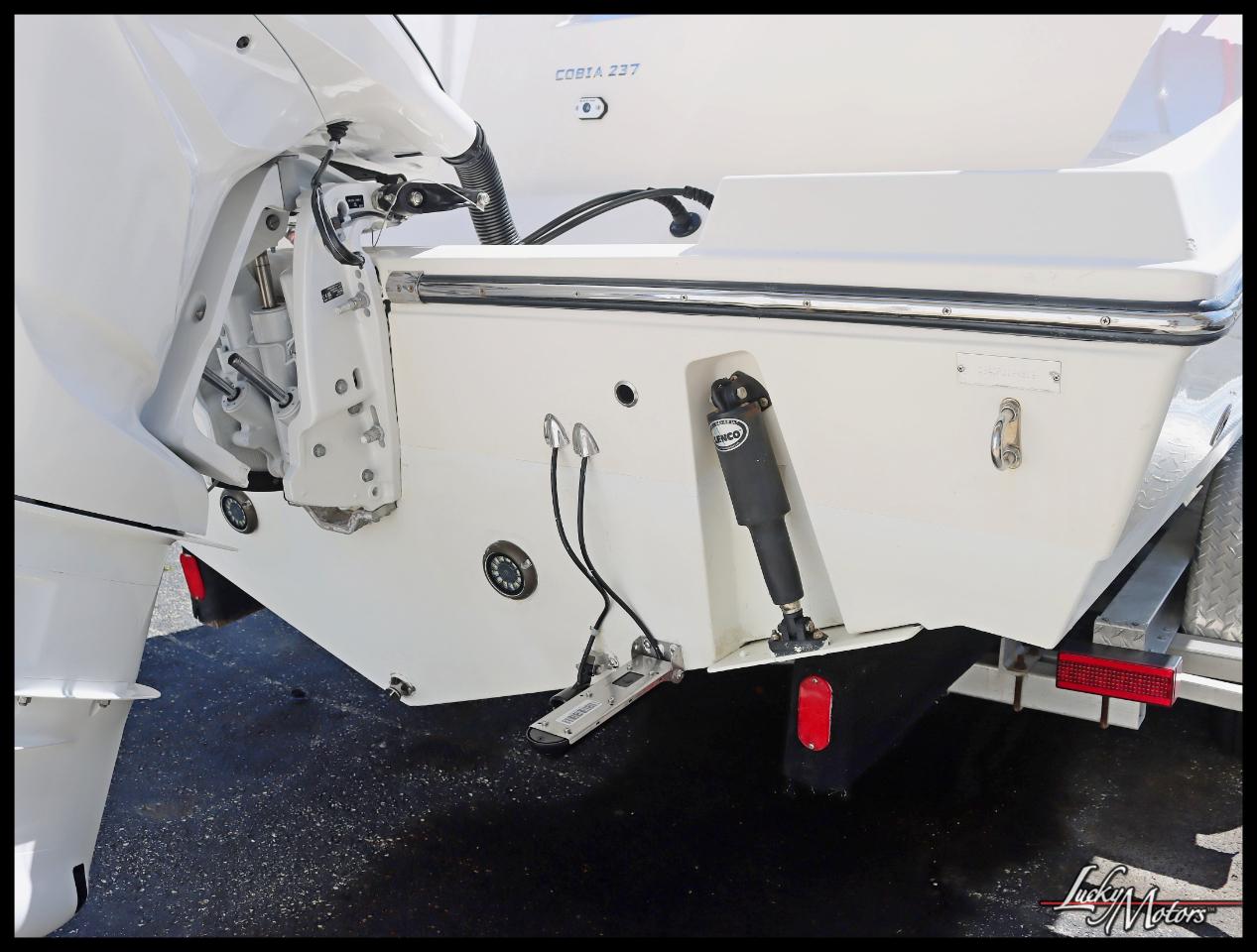 Cobia 230  2019