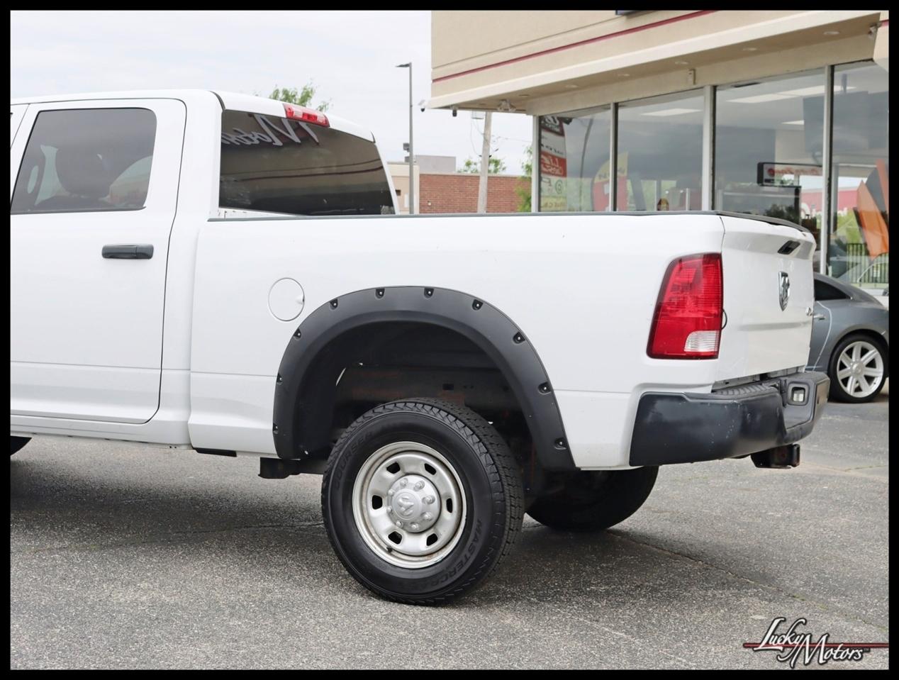 RAM 2500 Tradesman Crew Cab SWB 4WD 2017