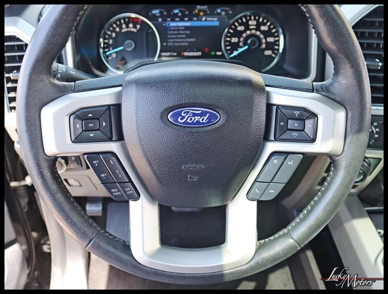 Ford F-150 Lariat SuperCrew 5.5-ft. Bed 4WD 2017