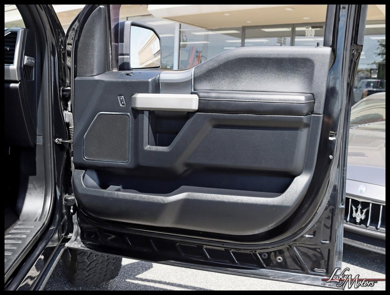 Ford F-150 Lariat SuperCrew 5.5-ft. Bed 4WD 2017