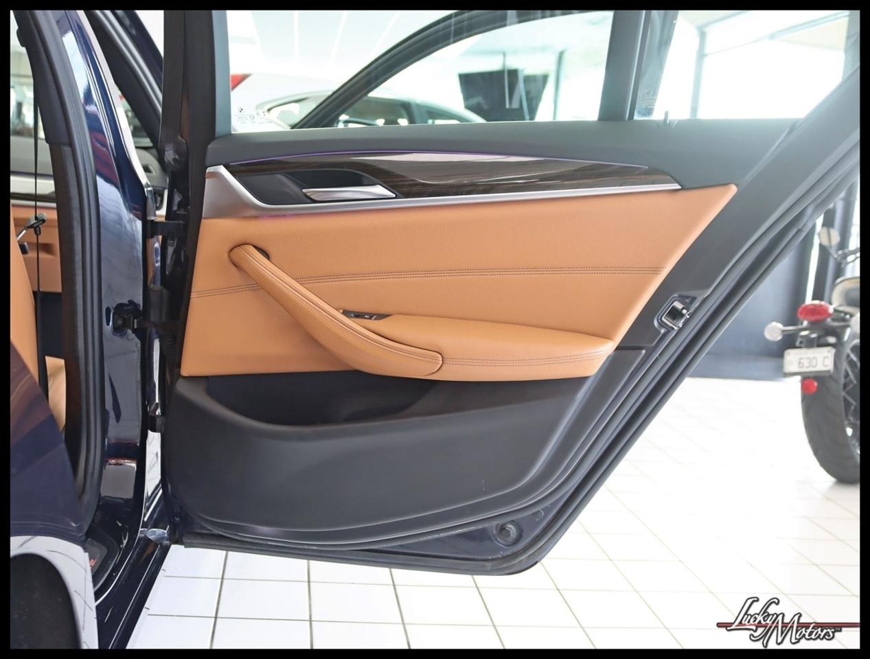 BMW 5-Series 530i xDrive 2017