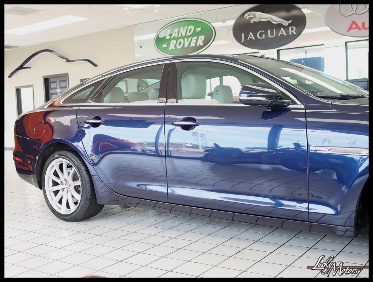 Jaguar XJ-Series XJ AWD 2015