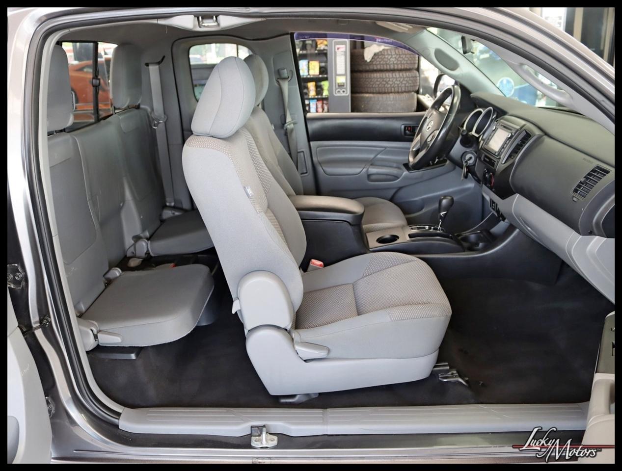 Toyota Tacoma Access Cab I4 4AT 2WD 2015