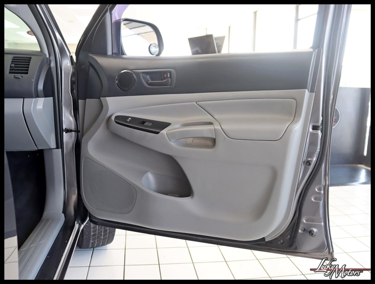 Toyota Tacoma Access Cab I4 4AT 2WD 2015