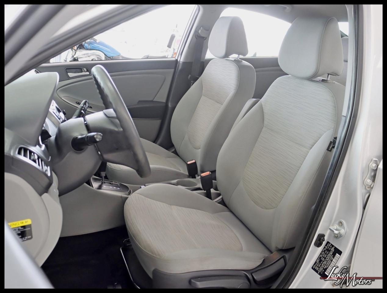 Hyundai Accent SE 4-Door 6A 2017