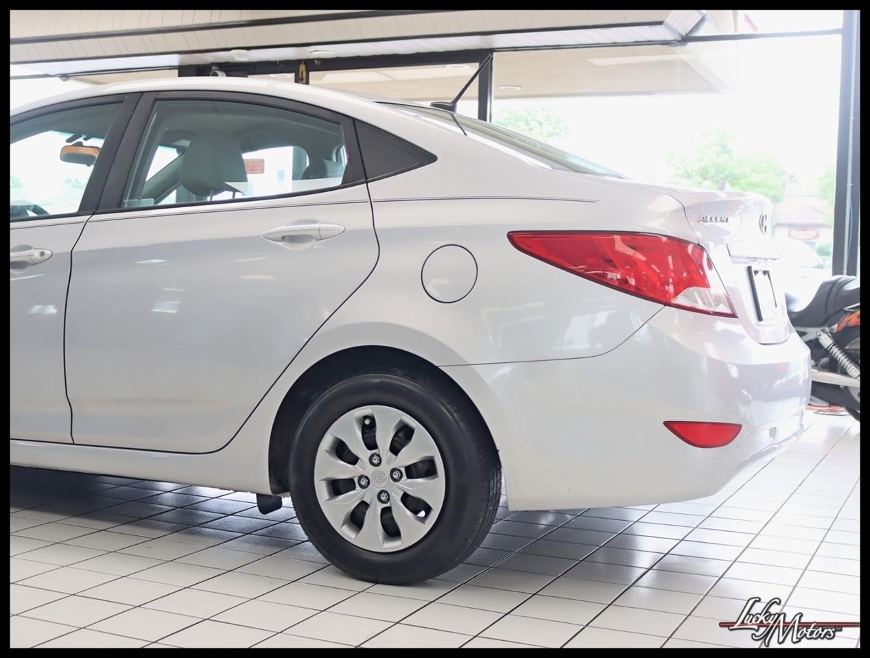 Hyundai Accent SE 4-Door 6A 2017