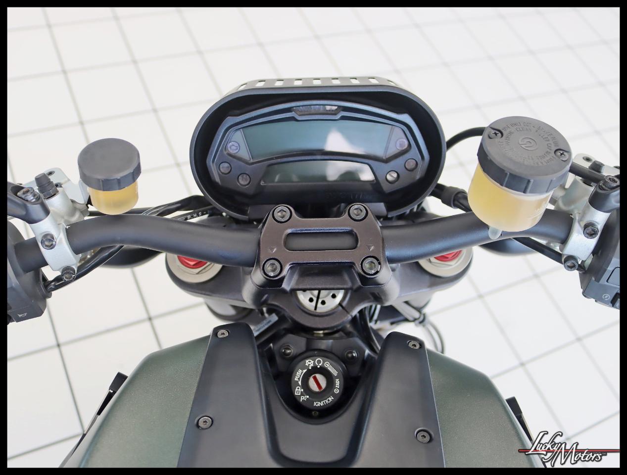 Ducati Monster  2013
