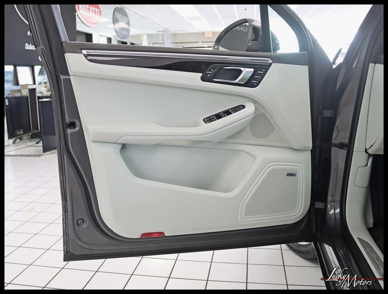 Porsche Macan S 2016