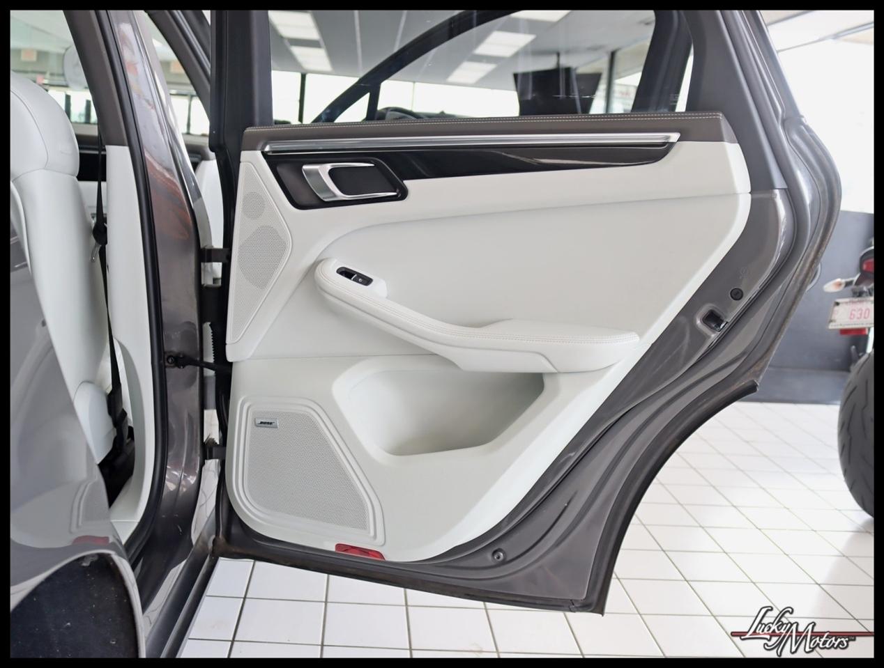 Porsche Macan S 2016