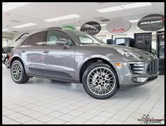 2016 Porsche Macan 