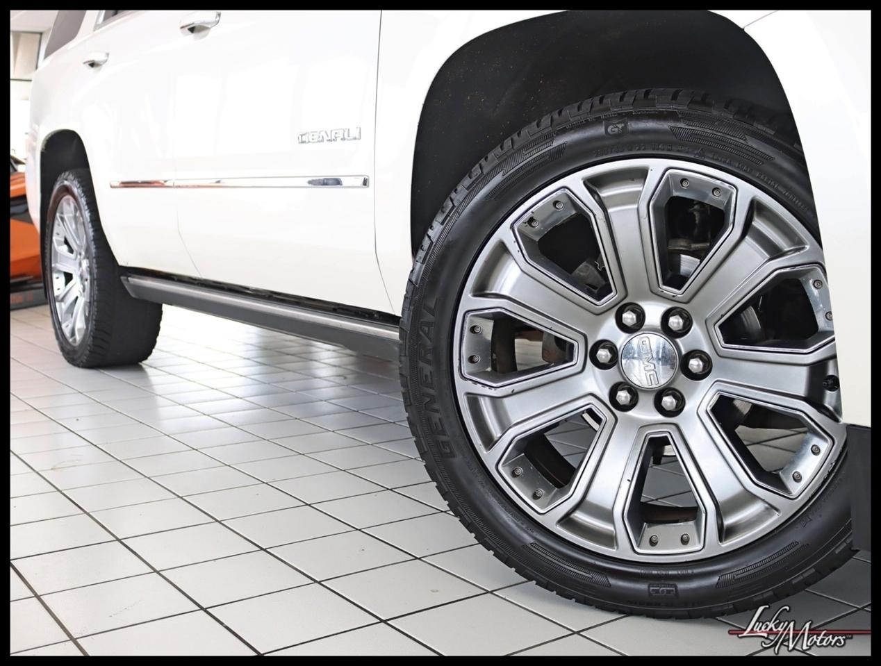 GMC Yukon Denali 4WD 2015