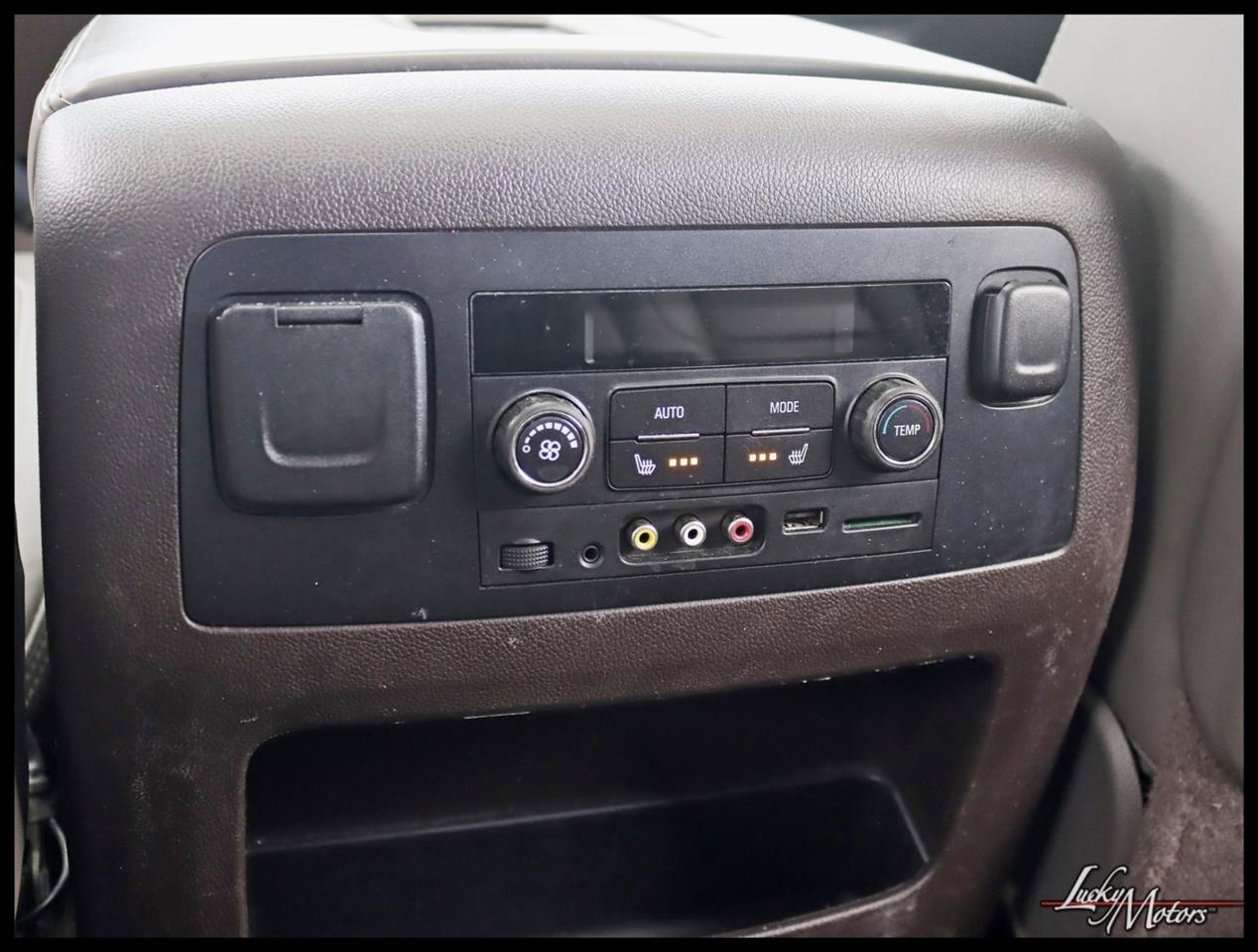 GMC Yukon Denali 4WD 2015