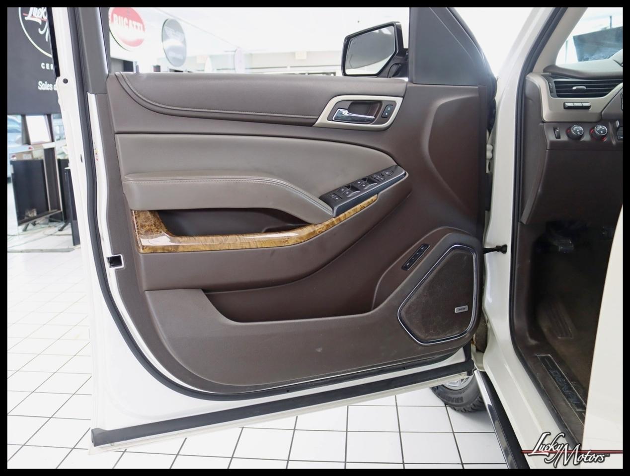 GMC Yukon Denali 4WD 2015