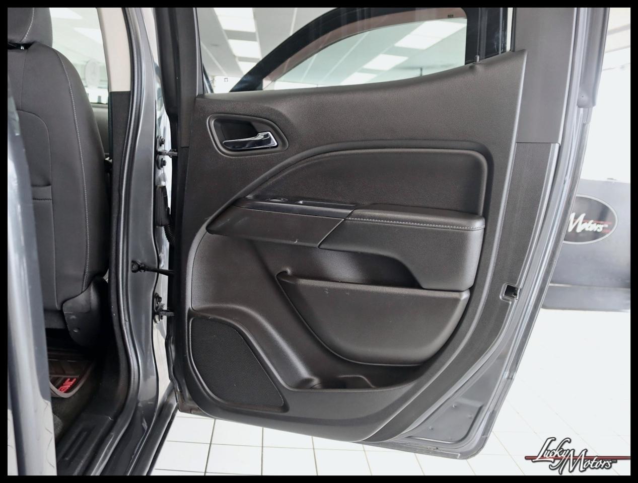 GMC Canyon SLE Crew Cab 4WD 2016