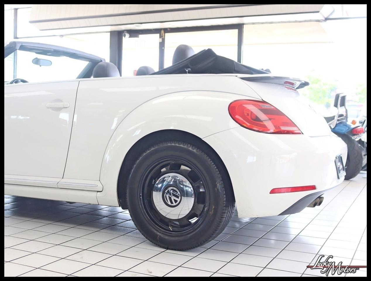 Volkswagen Beetle 2.5L Convertible 2014