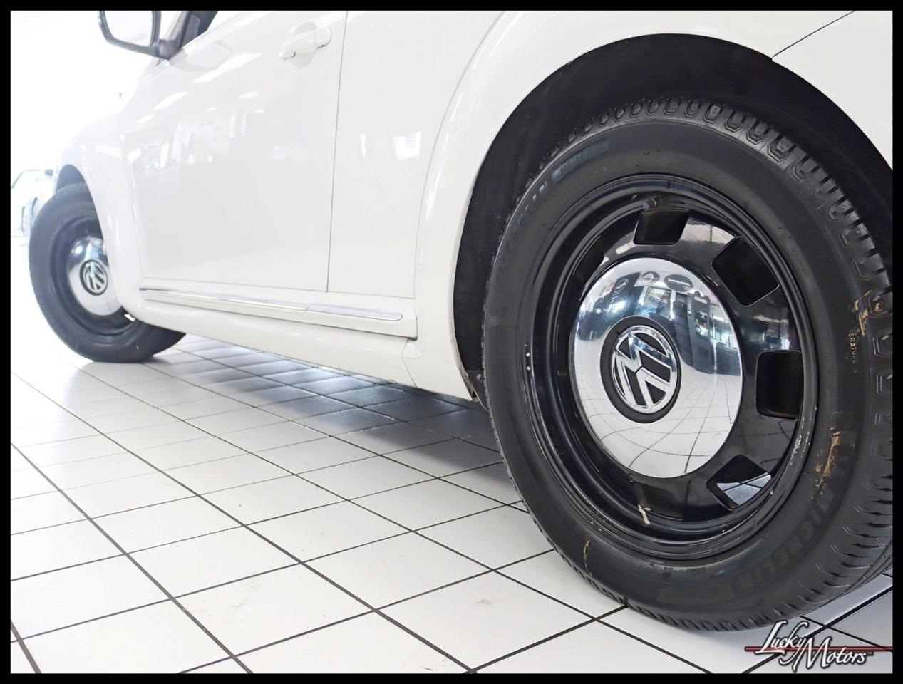 Volkswagen Beetle 2.5L Convertible 2014