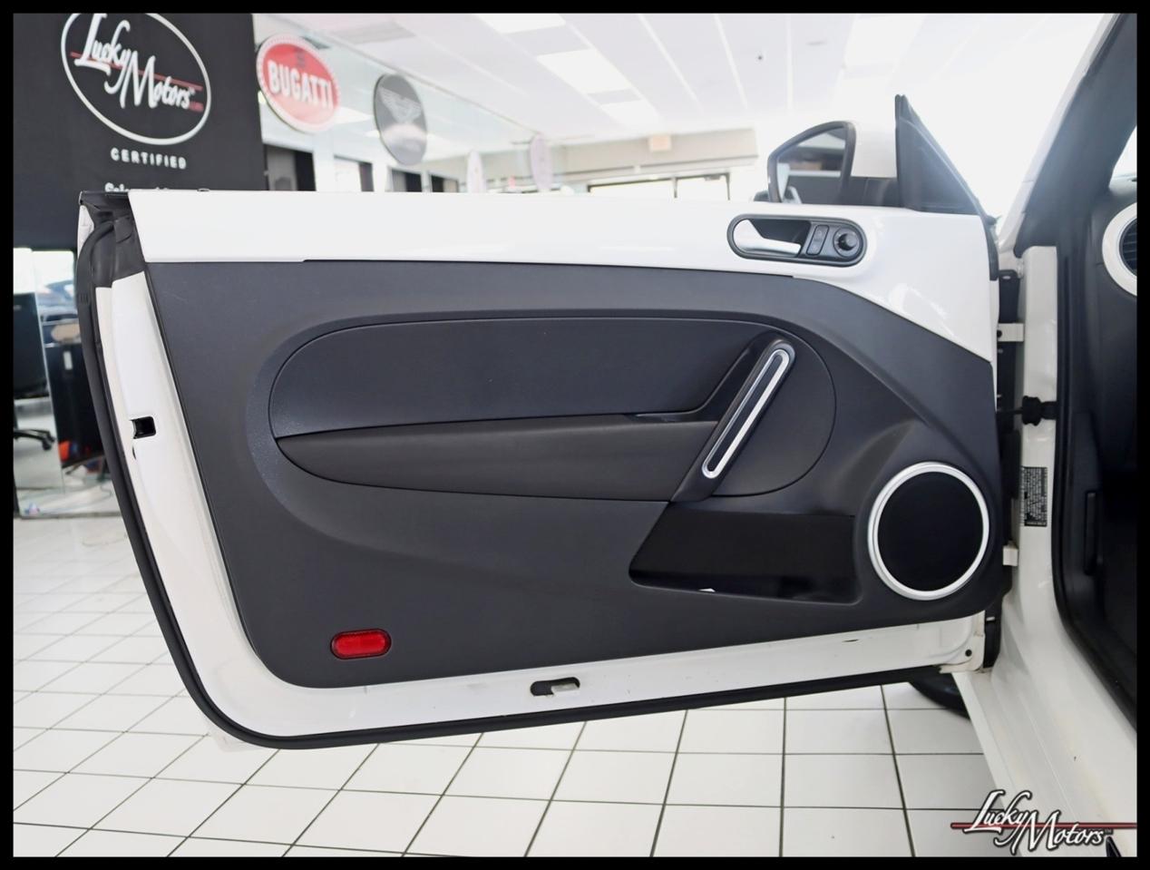 Volkswagen Beetle 2.5L Convertible 2014
