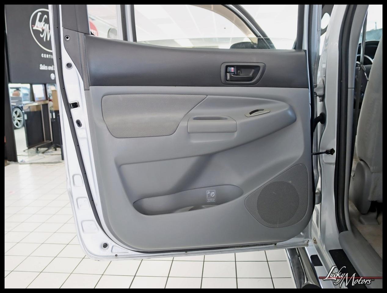 Toyota Tacoma Double Cab Long Bed V6 Auto 4WD 2006
