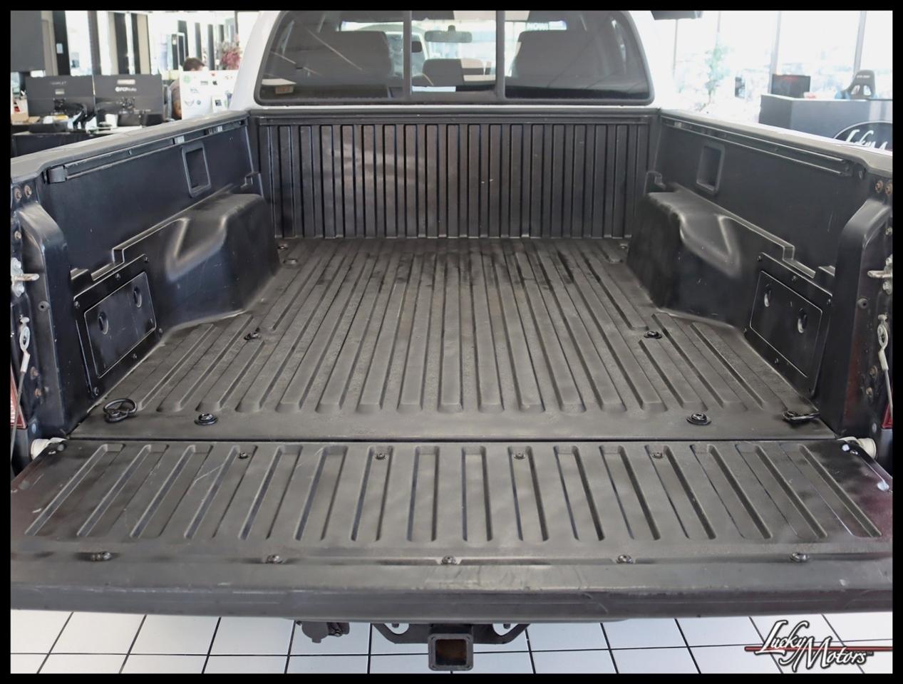 Toyota Tacoma Double Cab Long Bed V6 Auto 4WD 2006