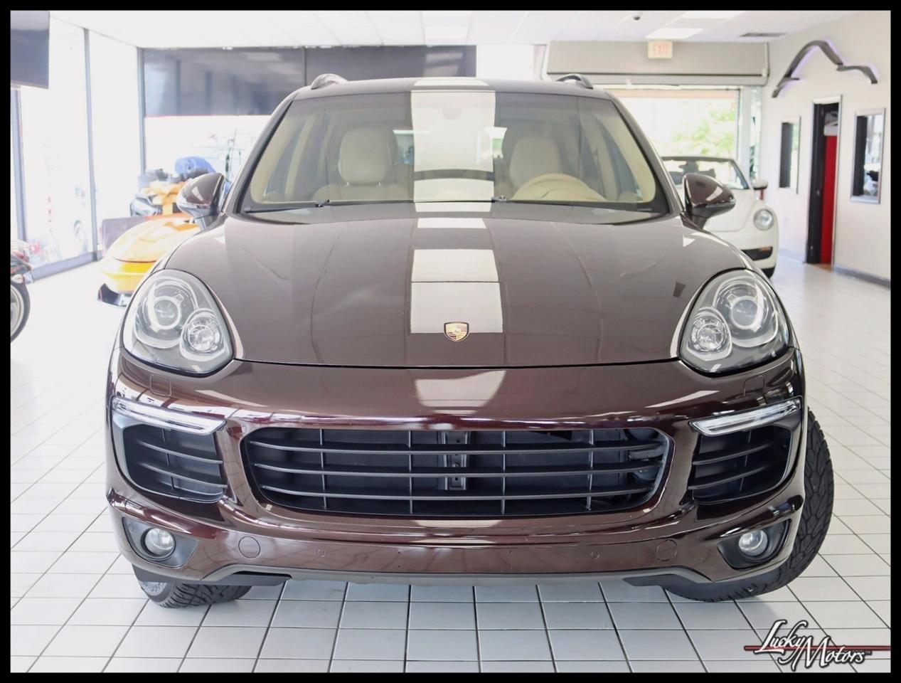Porsche Cayenne Base 2017