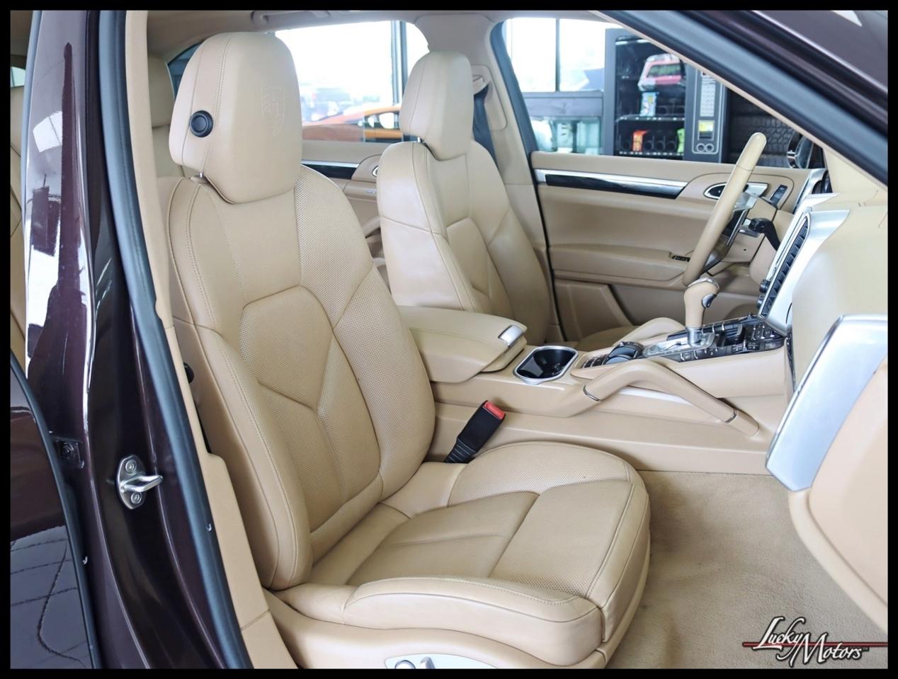 Porsche Cayenne Base 2017