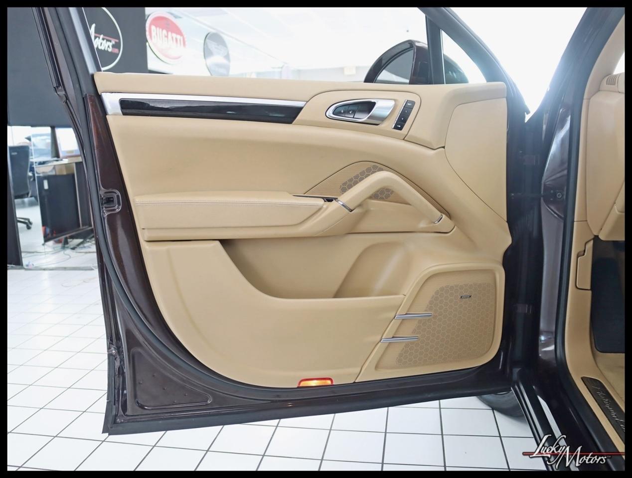 Porsche Cayenne Base 2017