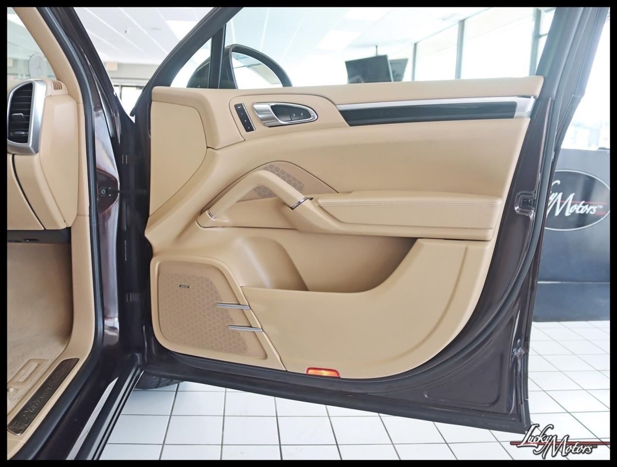 Porsche Cayenne Base 2017