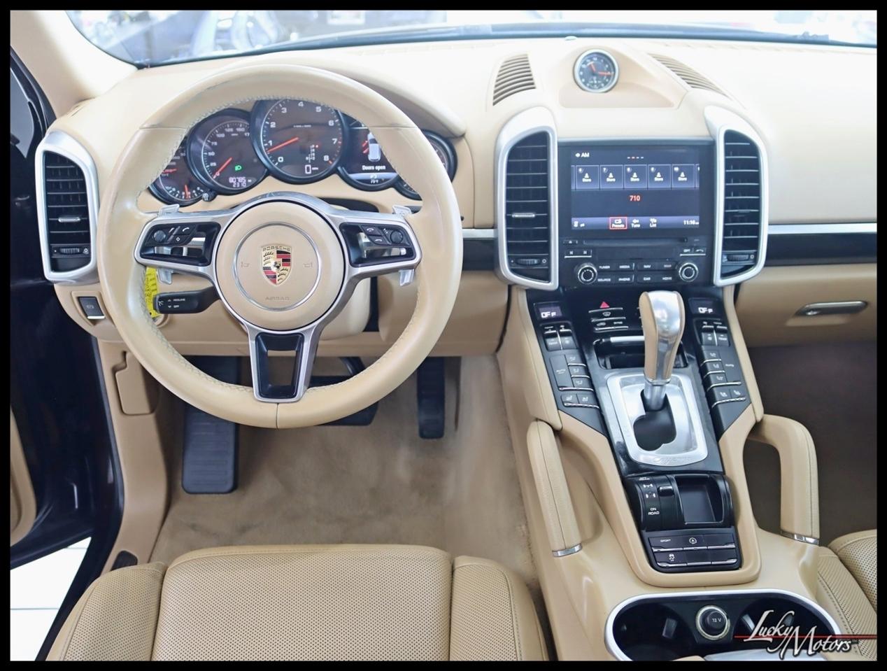 Porsche Cayenne Base 2017