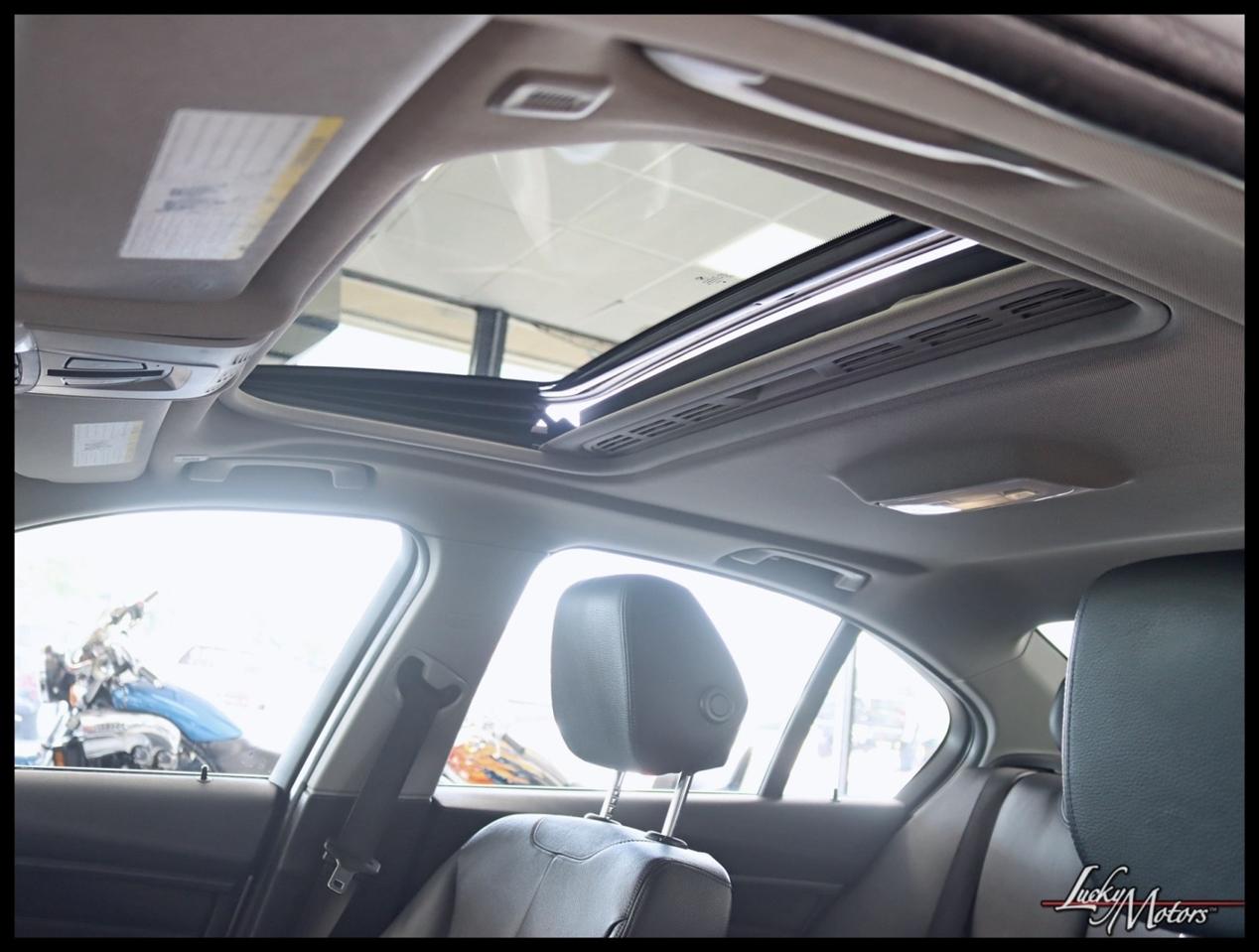 BMW 3-Series 328i xDrive Sedan 2013