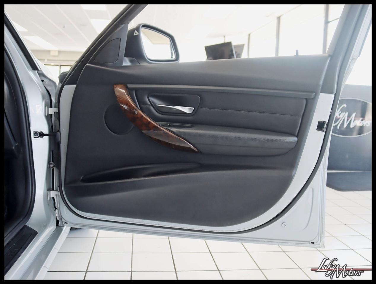 BMW 3-Series 328i xDrive Sedan 2013