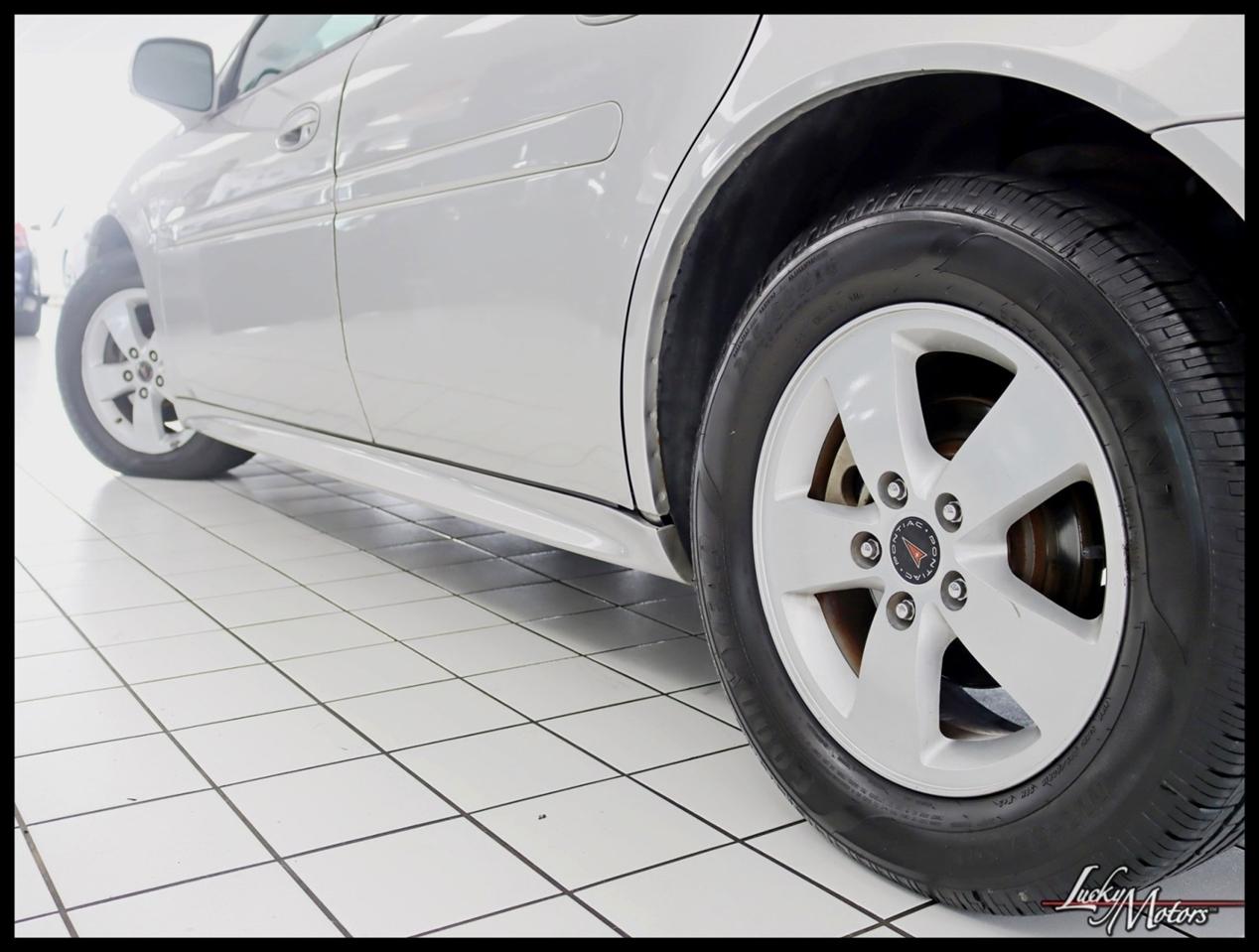 Pontiac Grand Prix Base 2006