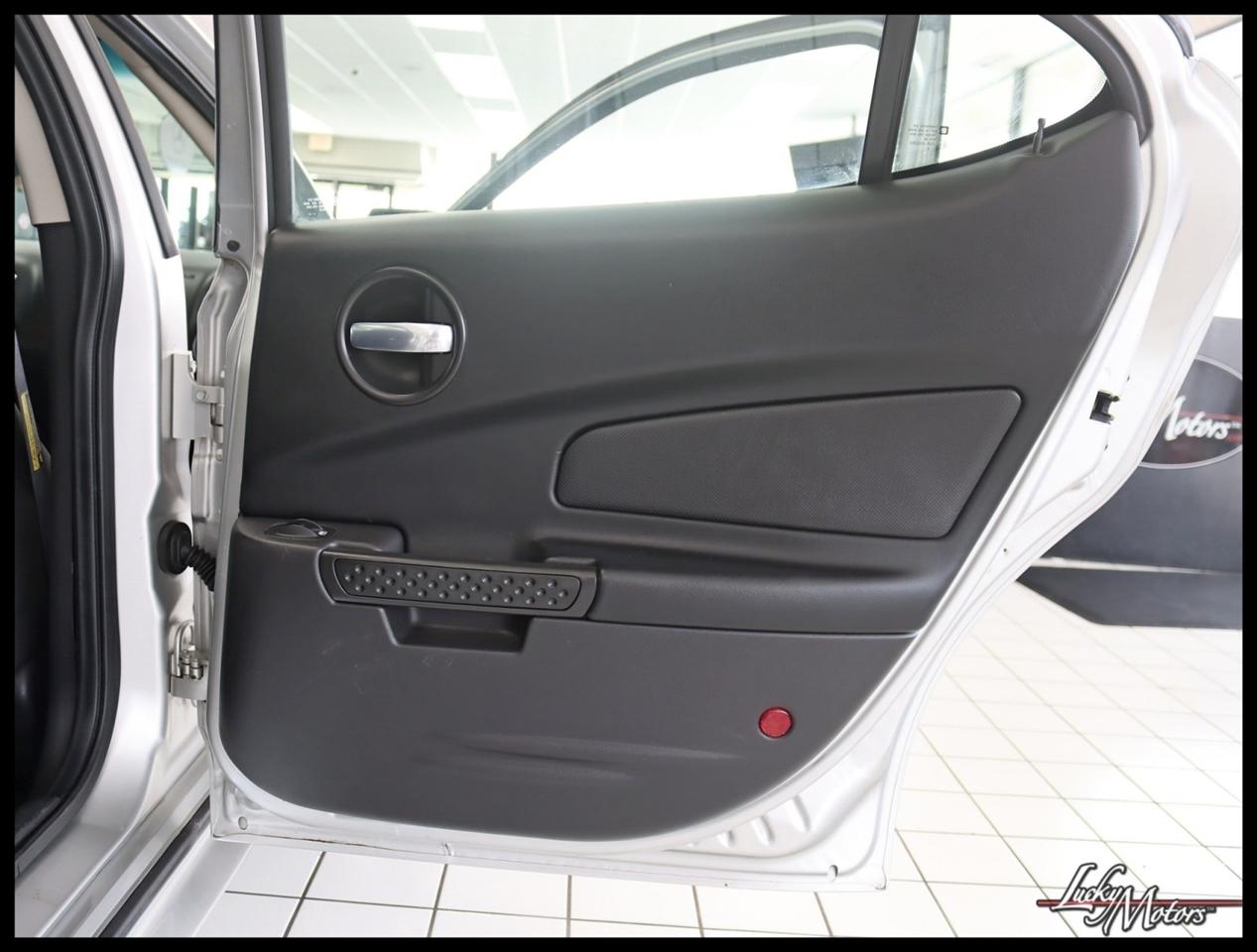 Pontiac Grand Prix Base 2006