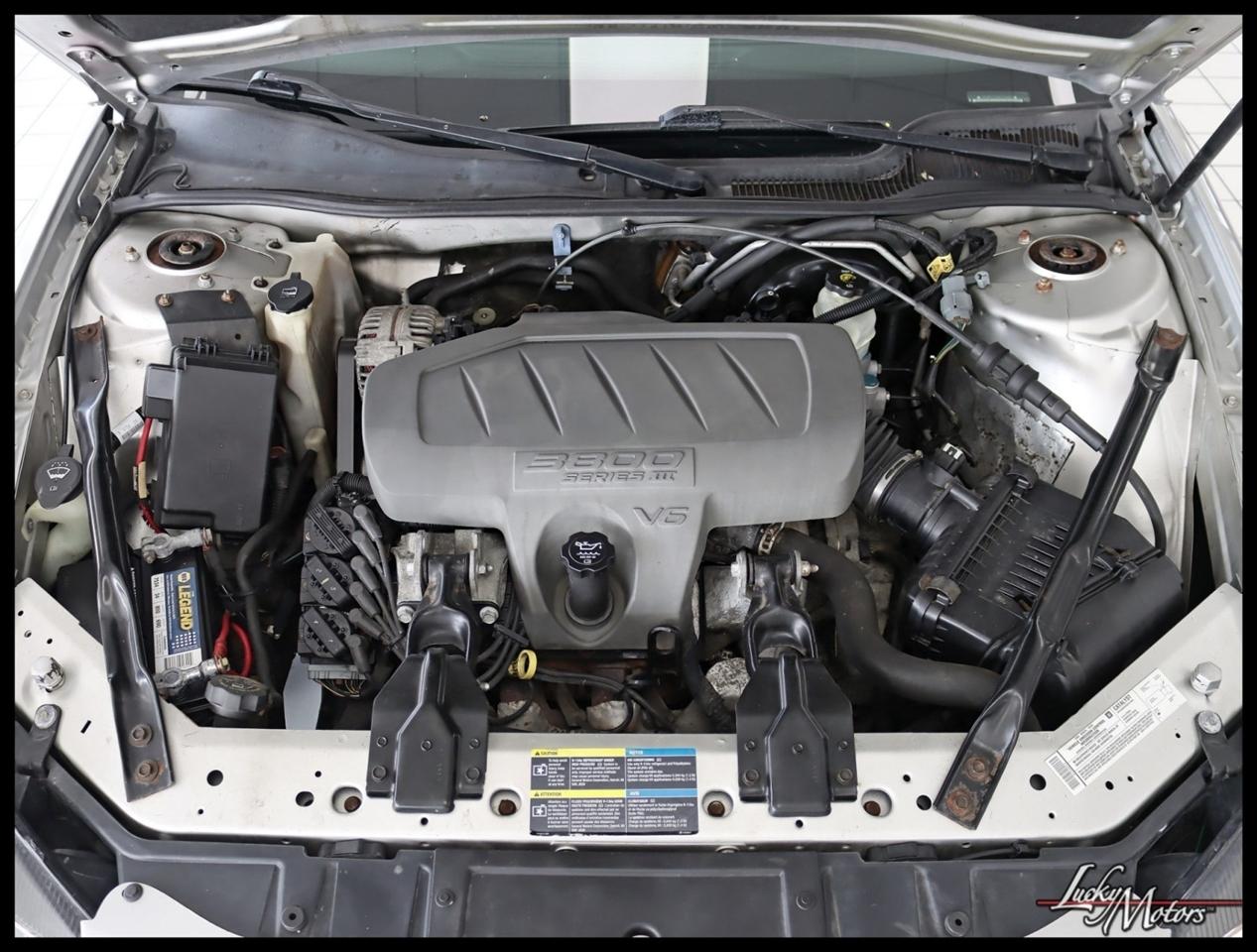 Pontiac Grand Prix Base 2006