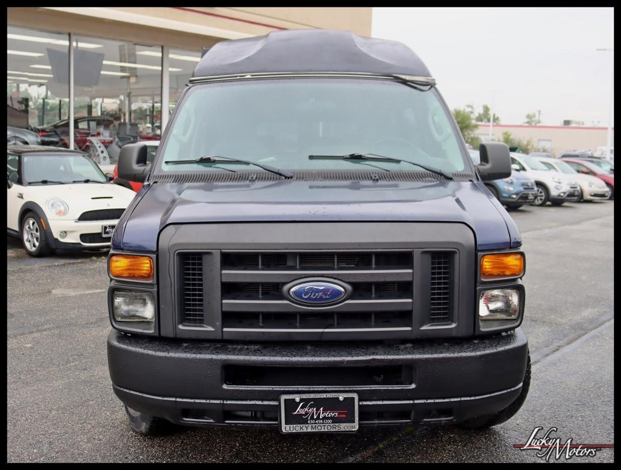 Ford Econoline E-150 2011