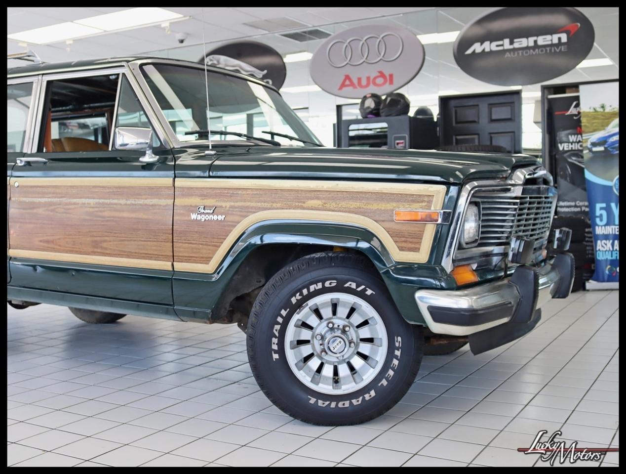 Jeep Grand Wagoneer Limited 1984