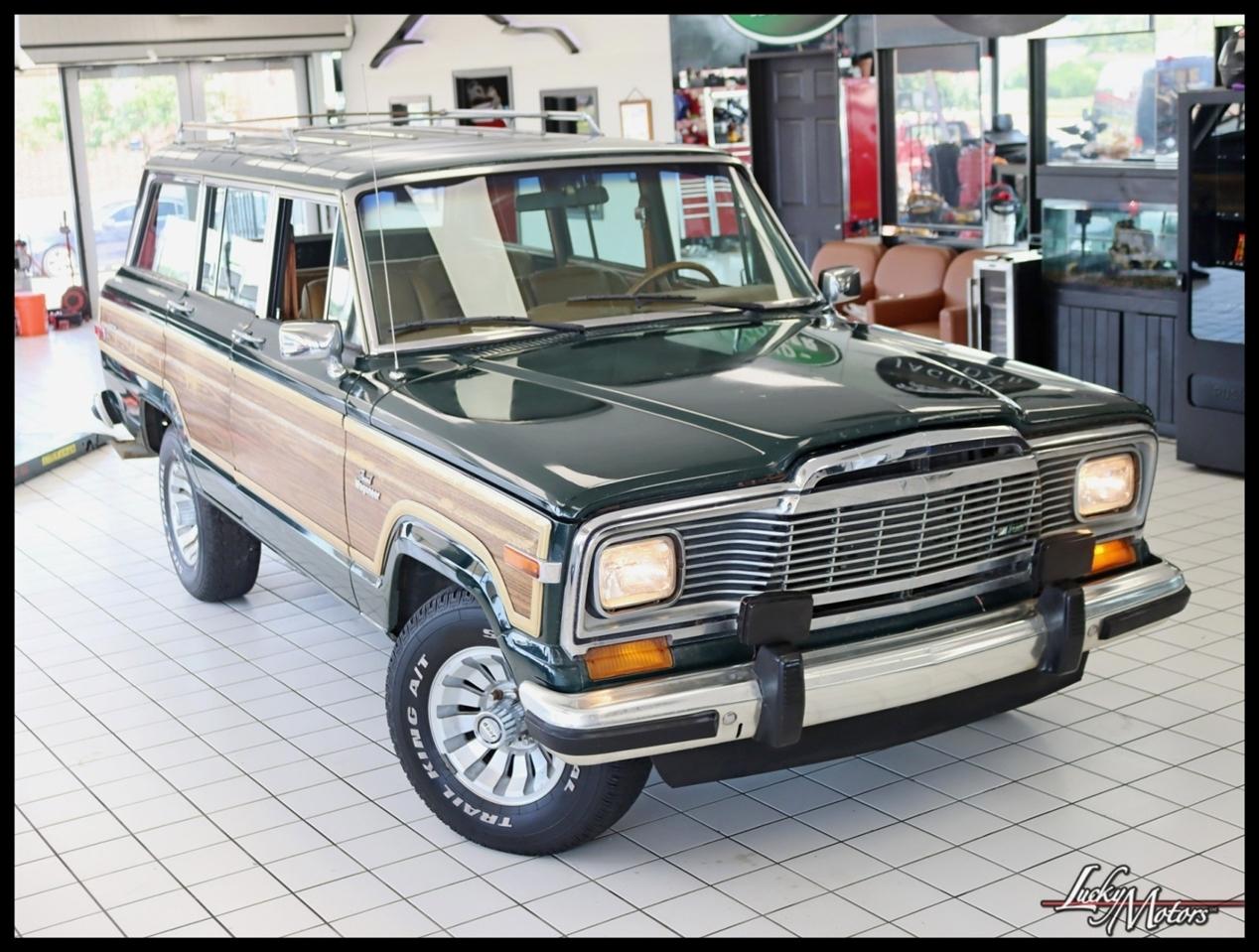 Jeep Grand Wagoneer Limited 1984