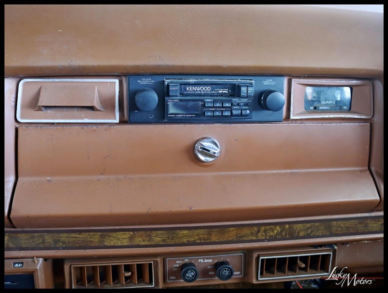 Jeep Grand Wagoneer Limited 1984