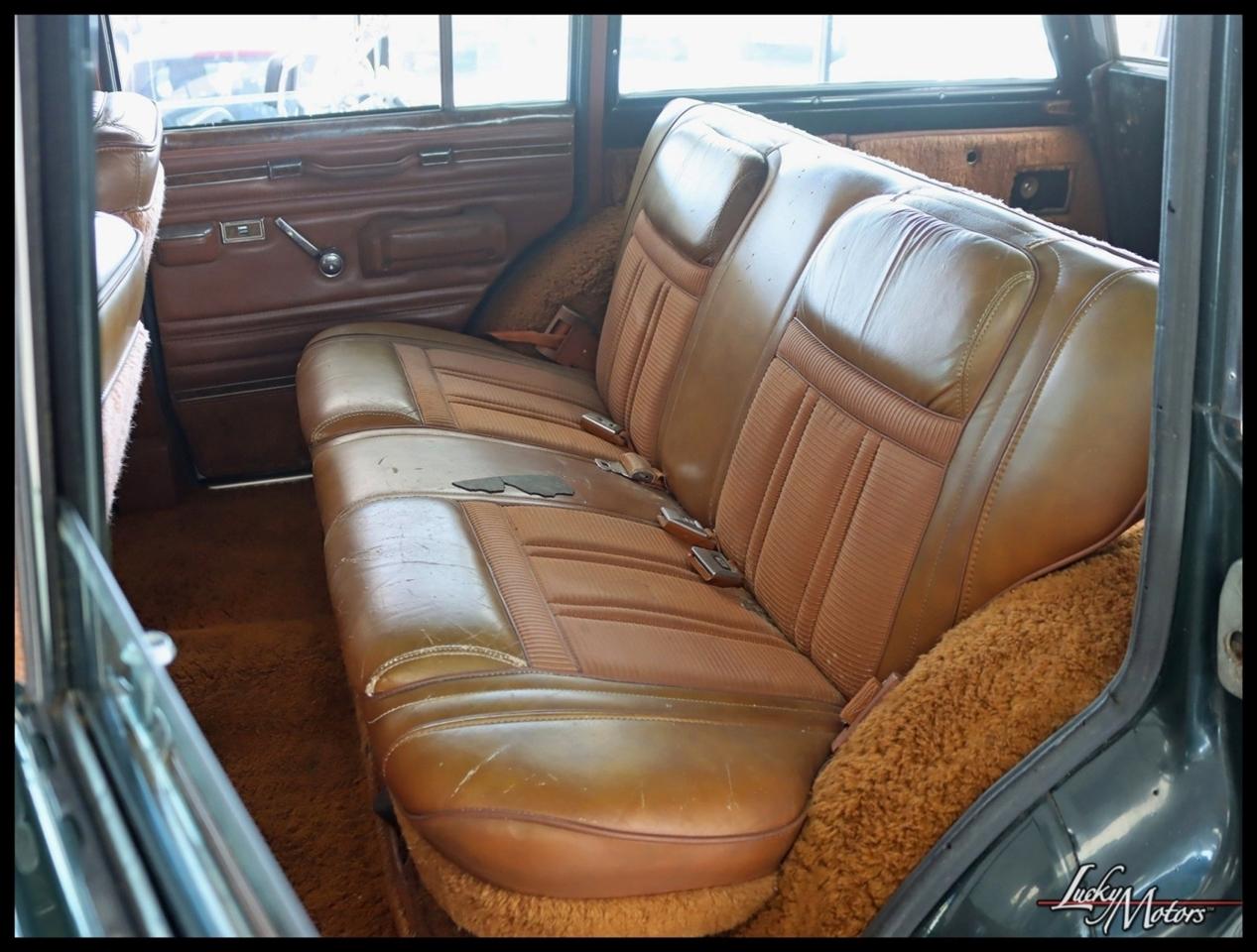 Jeep Grand Wagoneer Limited 1984