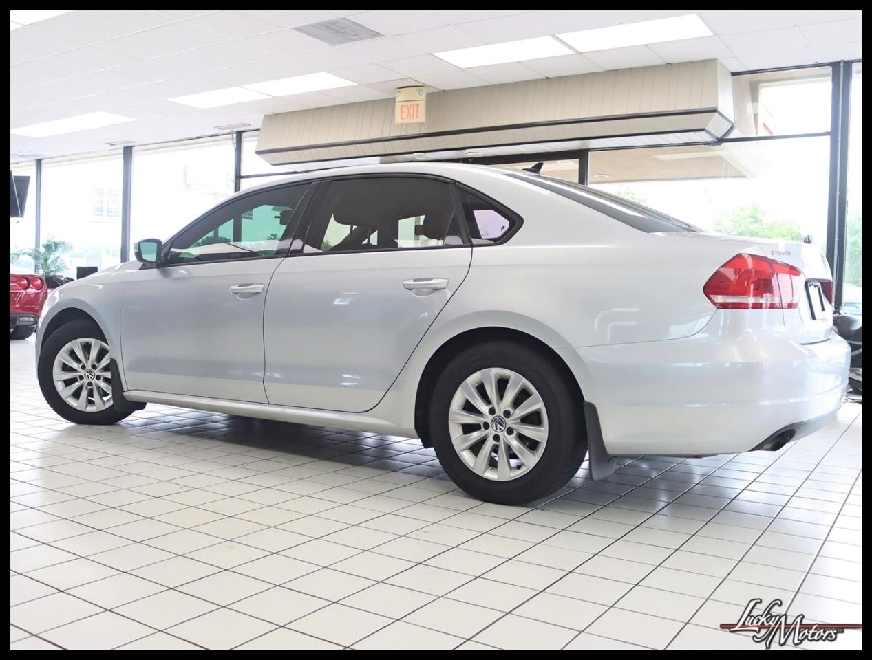 Volkswagen Passat 1.8T Wolfsburg AT 2014