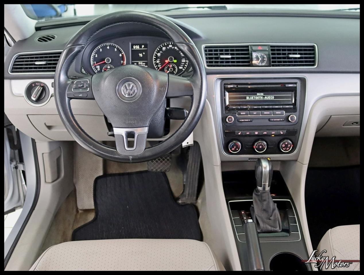 Volkswagen Passat 1.8T Wolfsburg AT 2014