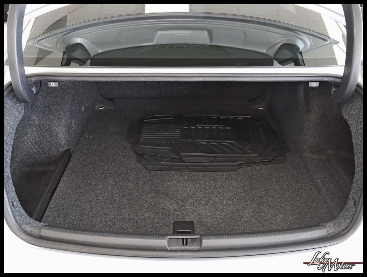Volkswagen Passat 1.8T Wolfsburg AT 2014
