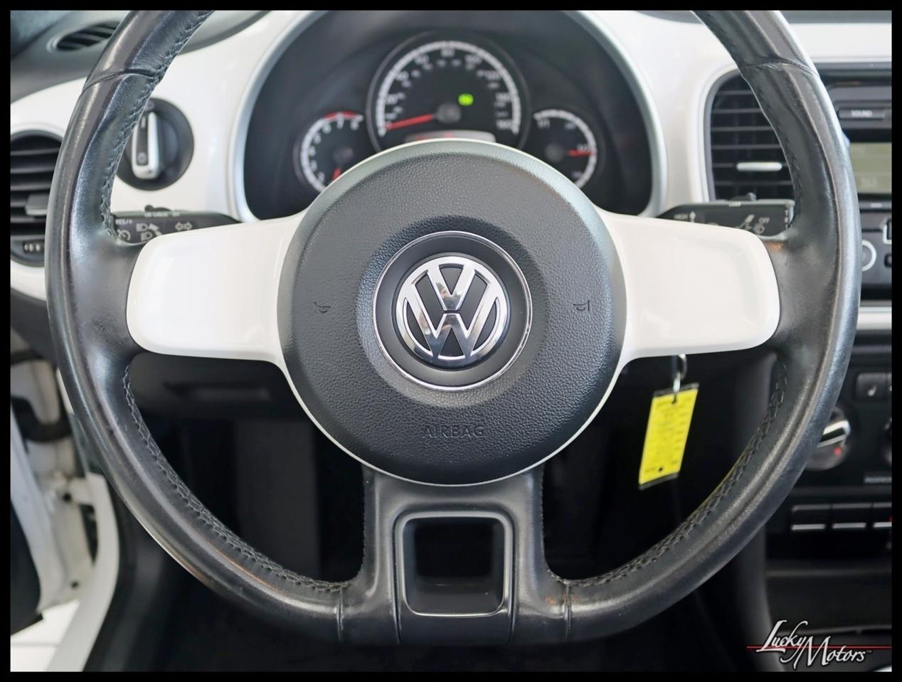 Volkswagen Beetle 2.5L Convertible 2013